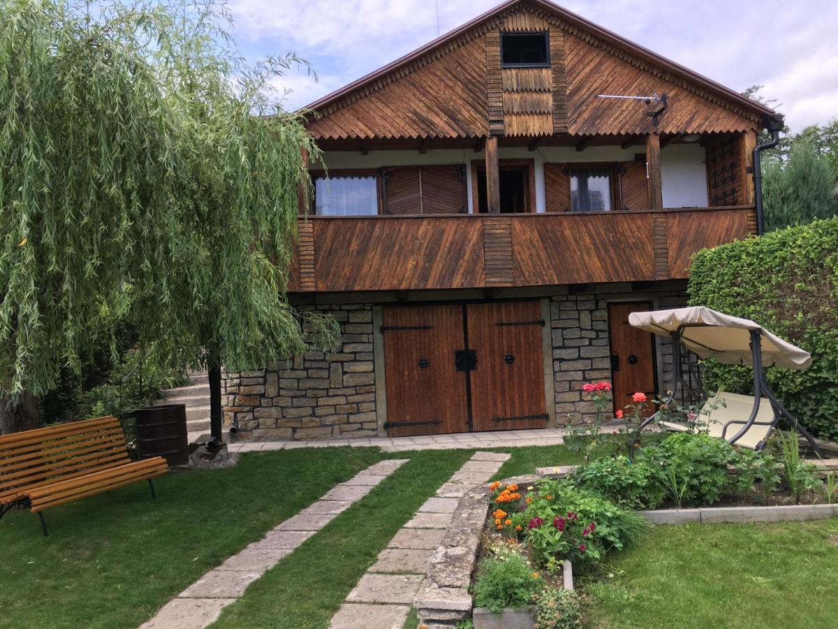 Chata U Rybnika Broumar Opocno Exterior photo