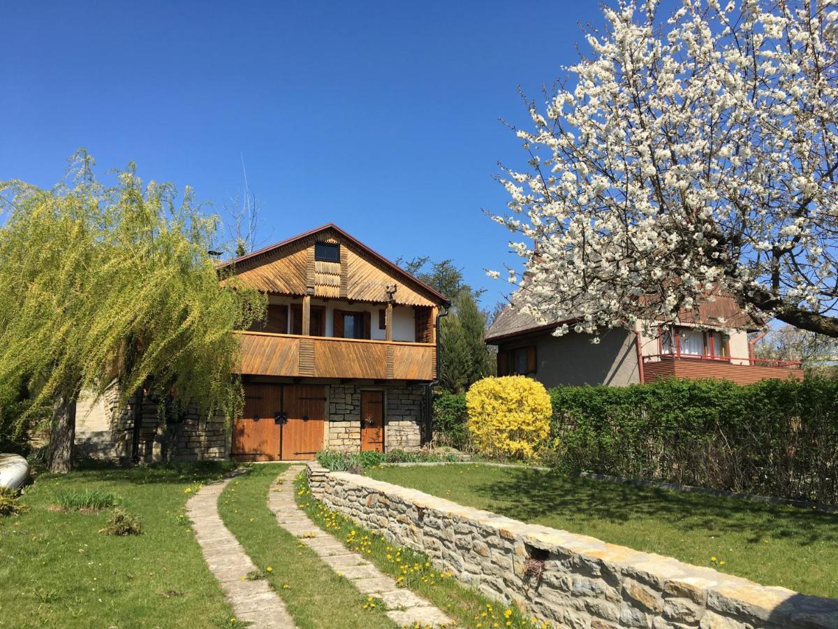 Chata U Rybnika Broumar Opocno Exterior photo